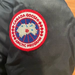 Canada Goose black woman’s jacket
